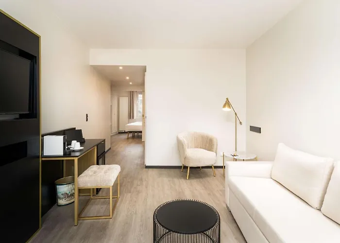 מלון Elaya Center, Trademark By Wyndham
