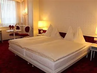 Hotel Elaya Center, Trademark By Wyndham Viena
