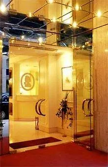 Elaya Center, Trademark By Wyndham 4*